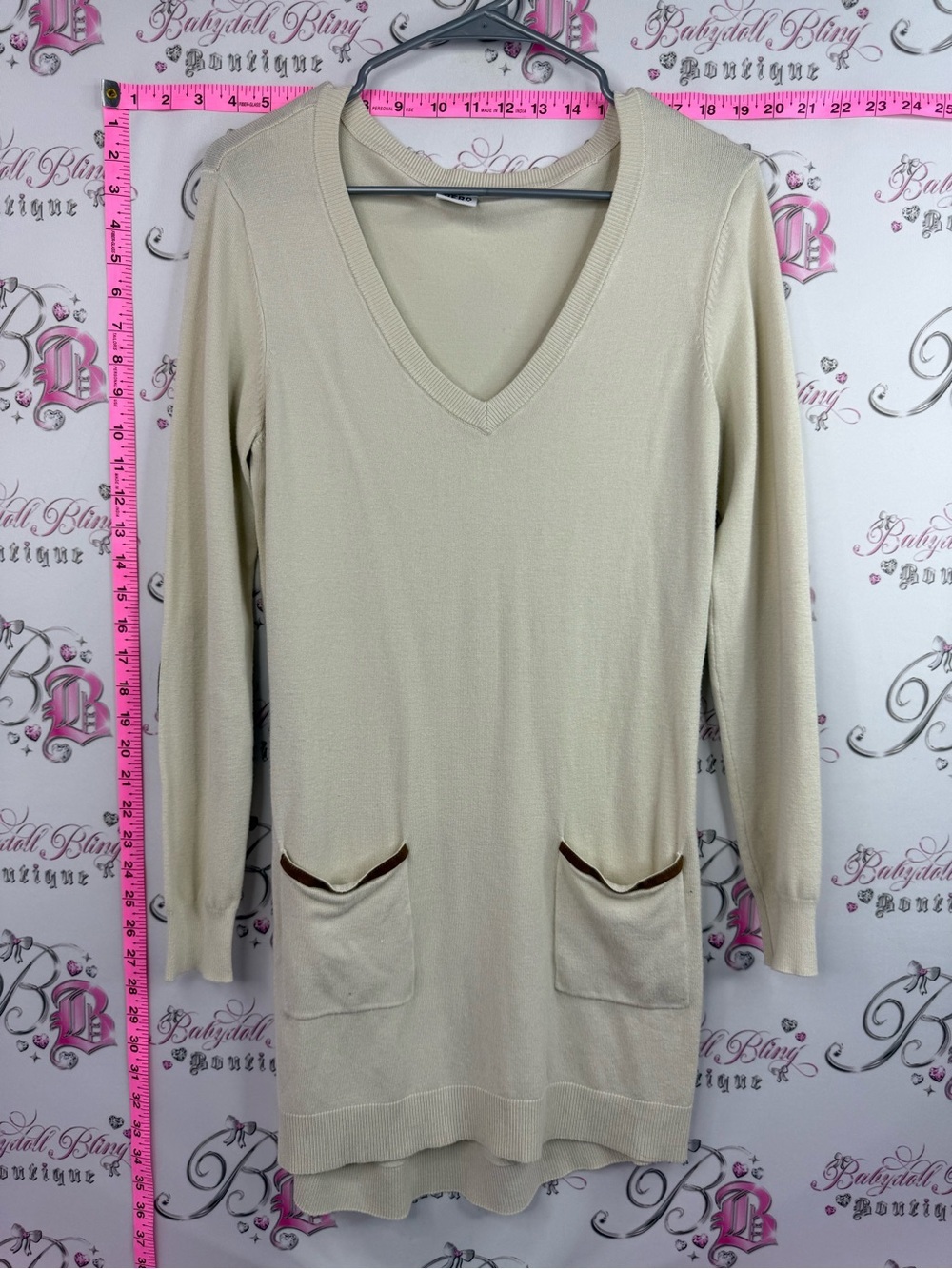 Vero Moda Cream V-Neck Long Sleeve Tunic Sweater with Brown Trim Pockets